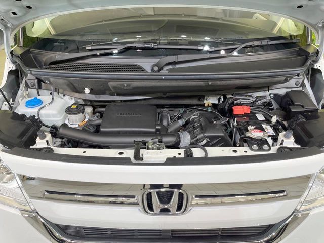 親切・丁寧な専門メカニックスタッフが応対！・車検・点検整備・事故等の修理などアフターサービスも安心。お車のカスタマイズもネクステージのサービススタッフまでご相談ください！