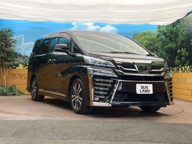 大好評のボディコーティング「弾スプラッシュコート」もご納車までに施工可能。通常のガラスコートと異なる、耐久年数6年の無機質ガラスコーティングが、ボディをキレイな状態に保ってくれます。