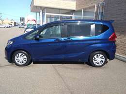 ホンダセンシング　走行3.9万KM　メモリーナビ　フルセグTV　Bluetooth　バックカメラ　ドライブレコーダー　アダプティブクルーズ　両側パワースライドドア LEDヘッドランプ　スマートキー