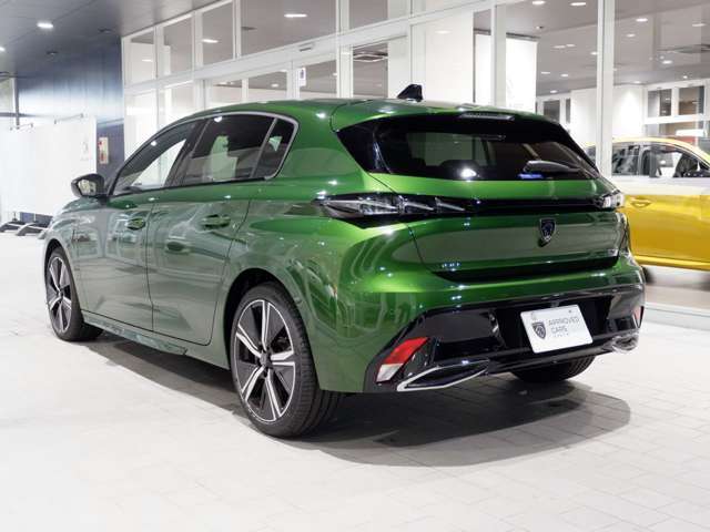 日本全国どちらでも、登録納車可能です。