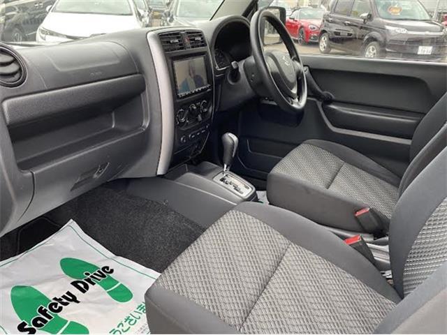 スズキ　ジムニー　XG　4WD/オートマ車/社外フルセグナビゲーション/背面タイヤあり/ヘッドライトレベライザー/ワイヤレスキー/社外アルミホイール