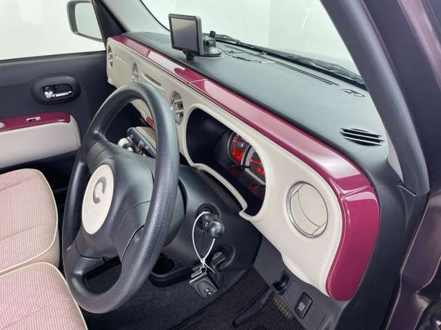 【運転席操作部】快適なドライブを楽しむための機能が装備されています！運転席から触れるので、使いやすいです！除菌プランいれていただくと、さらに清潔で安心していただけます！