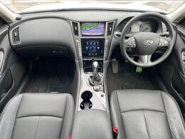 グループ総在庫数約30，000台！！全国の系列店からメーカー・車種問わずご紹介出来るので、あなたにピッタリのお車が見つかるはずです♪まずはお問い合わせ下さい☆