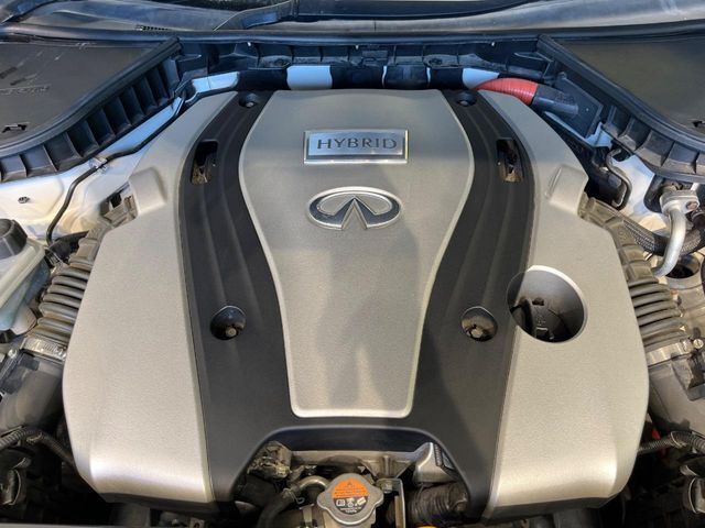 親切・丁寧な専門メカニックスタッフが応対！・車検・点検整備・事故等の修理などアフターサービスも安心。お車のカスタマイズもネクステージのサービススタッフまでご相談ください！