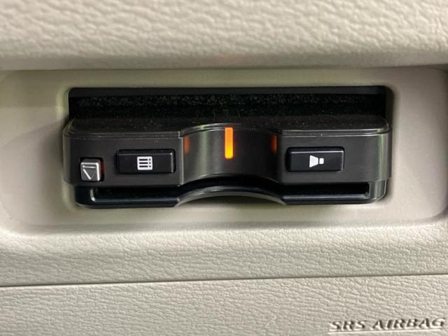 国産車から輸入車まで多様なお客様のニーズのお応えできるように、全国規模で豊富な在庫展開！車のことならWECARSへ！