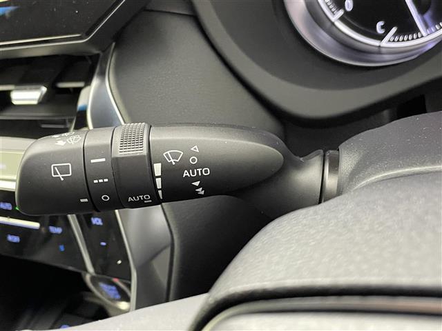 【運転席操作部】快適なドライブを楽しむための機能が装備されています！運転席から触れるので、使いやすいです！除菌プランいれていただくと、さらに清潔で安心していただけます！