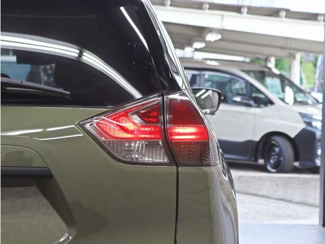 テールレンズの各種LED加工、インナー加工やブラックアウト等も是非ご相談下さい。
