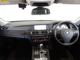 全国納車可能で御座います。納車方法及び費用に付きましては、気軽にコーディネーターまでご相談下さいませ。遠方のご納車際も我々がしっかりサポートさせて頂きます。お気軽にスタッフまでご相談下さいませ。