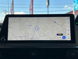 【純正ナビ】専用設計で車内の雰囲気にマッチ！ナビ利用時のマップ表示は見やすく、いつものドライブがグッと楽しくなります！