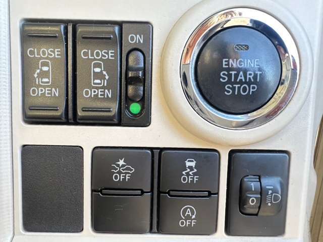 運転席周りには便利な機能がたくさん！同じような装備でも、車種ごとに細かな部分に違いがありますので、詳細は是非スタッフまでお問い合わせください！【中古車販売】【中古車買取】【知識豊富なスタッフ】