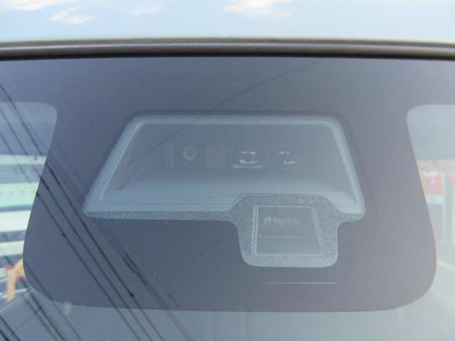 衝突軽減ブレーキのカメラです