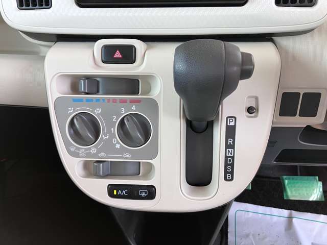 【ポケットカーズが選ばれるワケ】☆☆　高価買取　☆☆　お車乗り換えの際の下取りはもちろん お客様の愛車の買い取りまで行います！