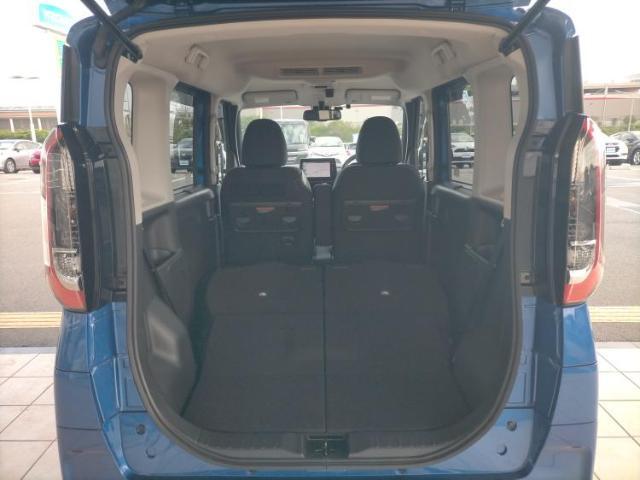 WECARS（ウィーカーズ）は全国250店舗展開！お客様が安心してカーライフをお楽しみいただけるよう社員一同心を込めてサポートいたします。