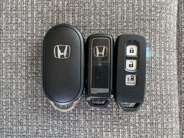 ご来店の際に自動車保険の証券をお持ち頂ければ、専門のスタッフがアドバイスをさせて頂きます♪