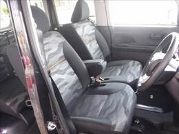 4WD☆ターボ☆純正10型ナビ☆Bluetooth☆バックカメラ☆両側パワスラ☆前後ドラレコ☆ビルトインETC☆BSM☆ワイヤレス充電☆オートハイビーム☆LEDヘッドライト☆LEDフォグ☆ルーフレール