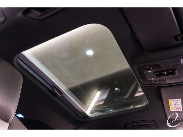 ・パノラマサンルーフ・・・￥140,000