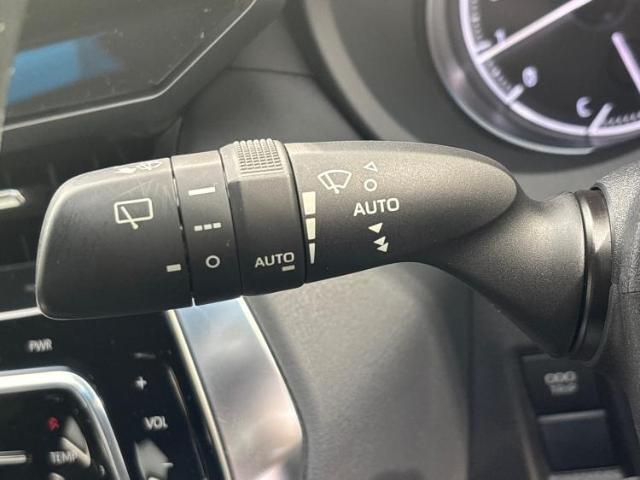 こちらのお車はいかがでしょうか？少しでも気になっていただけましたら是非お問い合わせください！さらにお車の詳細をお送りいたします！