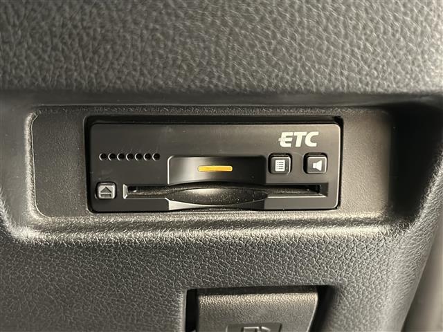 【徹底した高品質への取組1】ユーザー様からの直接仕入れ＆在庫期間を短くすることで品質を高めております。数日前まで乗られていたお車と数ヶ月間展示されていたお車。品質の差は歴然です！