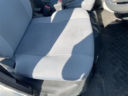 当店に見に来られたお客様当店のお車キレイだねと言っていただいています是非ご来店して見て下さいお待ちしています