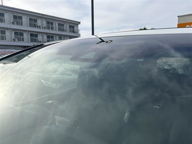 こちらの車両には衝突防止装置やいざという時安心！ドライブレコーダーが付いております♪