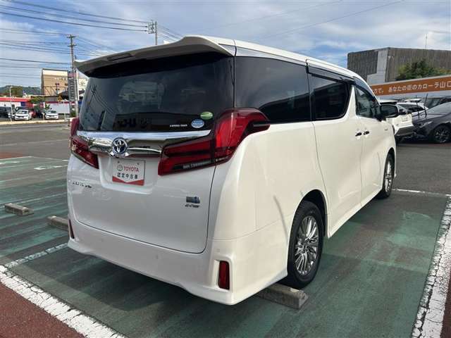 様々な角度からご覧くださいませ♪