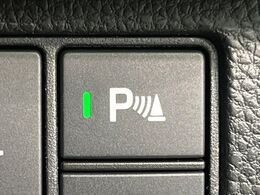 【クリアランスソナー】バンパーに付いたセンサーが障害物を検知！一定の距離に近づくとアラートで教えてくれます♪狭い駐車スペースや車庫入れ時も安心ですね☆