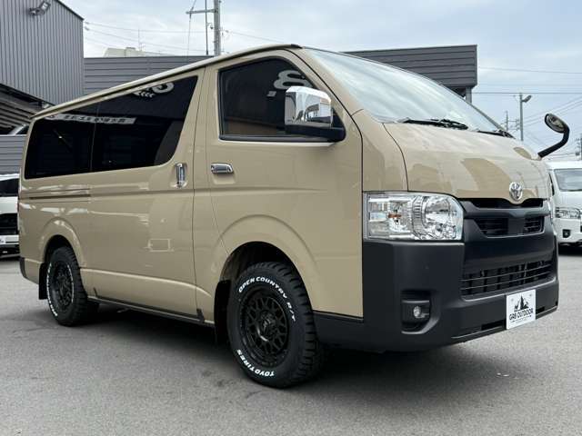 4WD/寒冷地仕様/アースカラーパッケージ/16インチアルミホイール/シートカバー/TRDマッドフラップ/デジタルインナーミラー/パノラミックビューモニタ/両側電動スライドドア/AC100V/純正ナビ