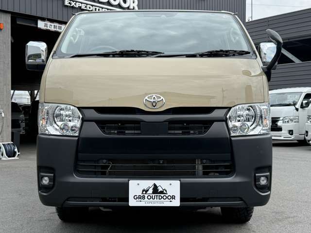 4WD/寒冷地仕様/アースカラーパッケージ/16インチアルミホイール/シートカバー/TRDマッドフラップ/デジタルインナーミラー/パノラミックビューモニタ/両側電動スライドドア/AC100V/純正ナビ
