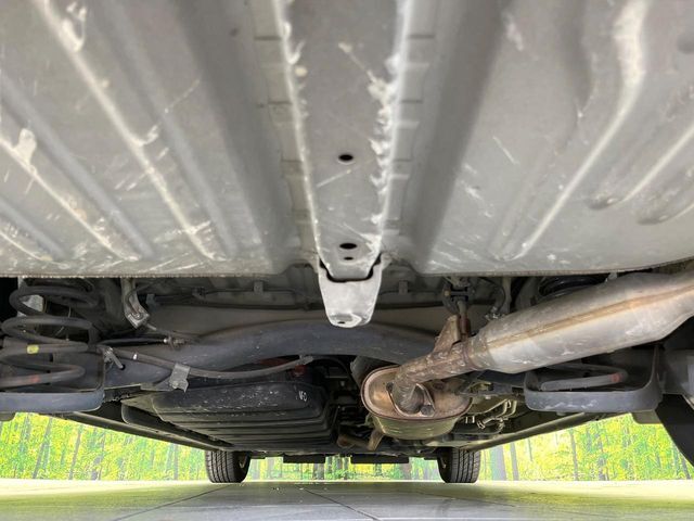 下回りがきれいなうちに、防錆加工の施工がオススメ。降雪地域はもちろん、沿岸部にお住いの方や、趣味でマリン・ウィンタースポーツをされる方にご好評いただいております。