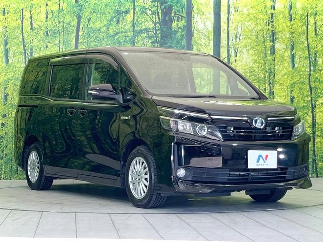 大好評のボディコーティング「弾スプラッシュコート」もご納車までに施工可能。通常のガラスコートと異なる、耐久年数6年の無機質ガラスコーティングが、ボディをキレイな状態に保ってくれます。