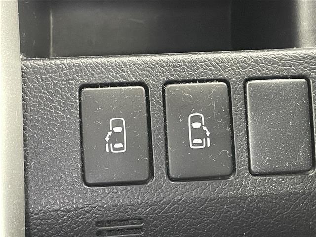 【運転席操作部】快適なドライブを楽しむための機能が装備されています！運転席から触れるので、使いやすいです！除菌プランいれていただくと、さらに清潔で安心していただけます！