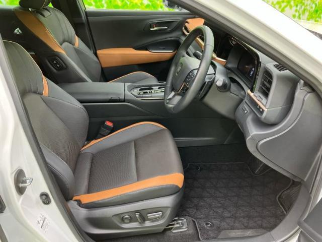 「この車の写真をもっと見たい」「状態が気になる」「この装備はついている？」どんな小さな疑問でもお気軽にお問い合わせください！
