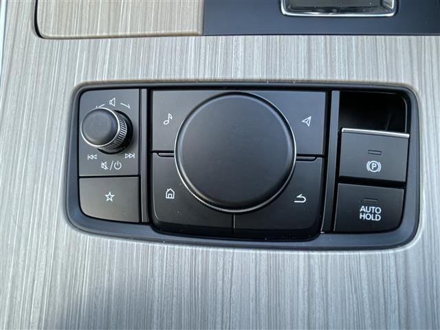 【運転席操作部】『運転席周辺の装備』の画像になります。快適なドライブを楽しむための機能が装備されています！運転席から触れるので使いやすいです！