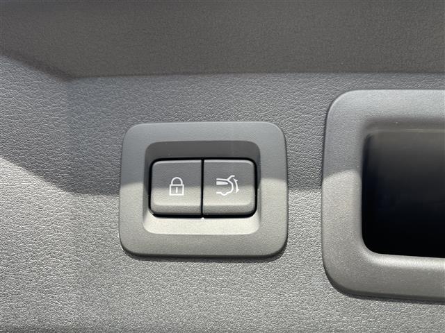 【お問い合わせください】写真の内容に関してやおクルマ購入までの流れなどご不明点、ご質問等がございましたらお気軽にガリバー店舗までお問い合わせください。