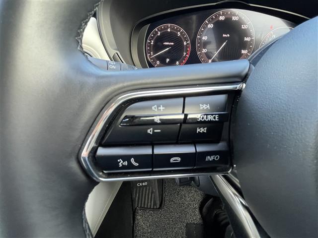 【運転席操作部】『運転席周辺の装備』の画像になります。快適なドライブを楽しむための機能が装備されています！運転席から触れるので使いやすいです！