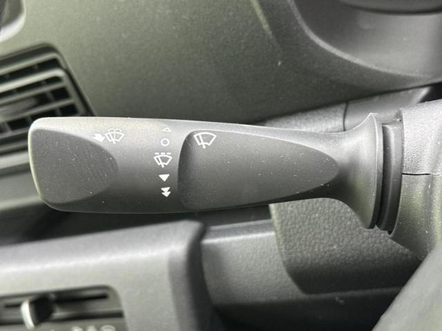 国産車から輸入車まで多様なお客様のニーズのお応えできるように、全国規模で豊富な在庫展開！車のことならWECARSへ！