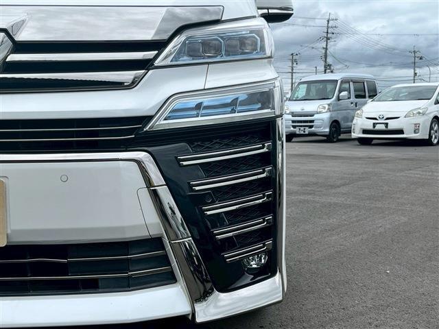 当店の販売車両は第三者機関（AIS）に依頼し、傷の箇所や修復歴などの300以上の検査箇所の品質チェックを実施しておりますのでご安心下さい。