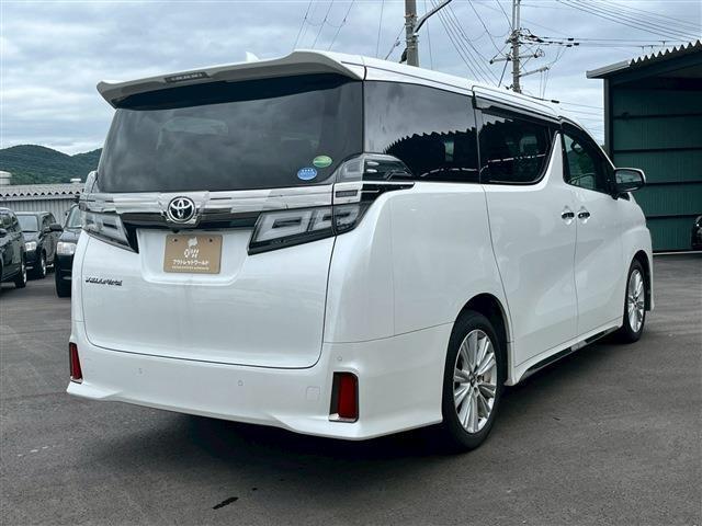 和歌山県岩出市西野1-1岩出根来ICをを降りて車で10分！IC降りて24号線に向かっていただき備前の交差点を右折していただいますと左手に当店が見えてきます。