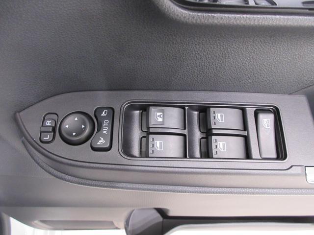 ダイハツディーラーでは「ダイハツ認定中古車」という基準を設け、車選びに詳しくないお客様でも「安心して選べる」をご提供しています。