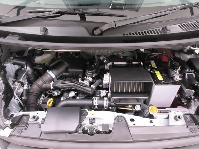 ダイハツのお店では、ダイハツ車を知り尽くしたプロフェッショナルが、専用の診断機器を使って各システムを点検しております。