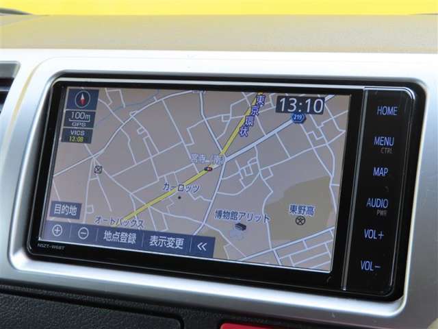 純正SDナビを装着。（DVD・フルセグTVの視聴、Bluetoothの接続可能）