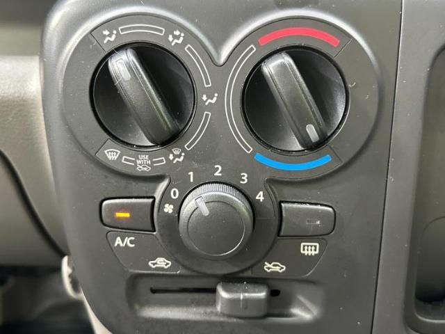 WECARSの店舗にはキッズコーナーがございます！お子様連れのお客様もごゆっくり車選びをお楽しみいただける空間です！