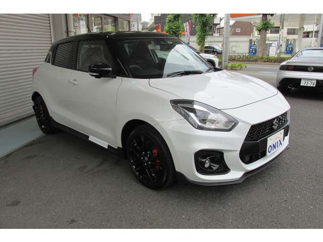 車好きの方からファミリー、女性やご年配の方まで、お客様にとって身近な販売店で有る様心がけています。