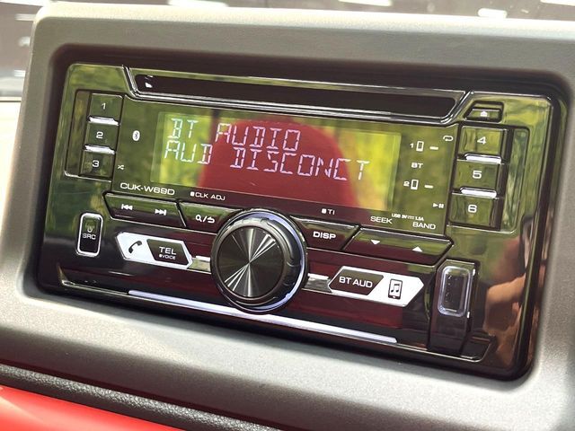 お好きな音楽を車内でお楽しみいただけます♪スピーカー交換・ウーハー追加などの音質向上や、最新ナビ・後席モニター等の取り付けも是非ご相談ください！