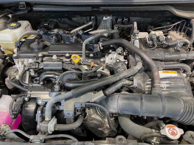 親切・丁寧な専門メカニックスタッフが応対！・車検・点検整備・事故等の修理などアフターサービスも安心。お車のカスタマイズもネクステージのサービススタッフまでご相談ください！