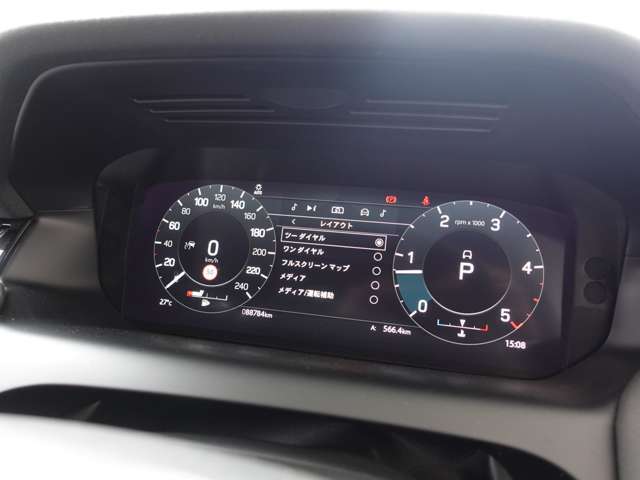 12.3インチ液晶メーター搭載です。