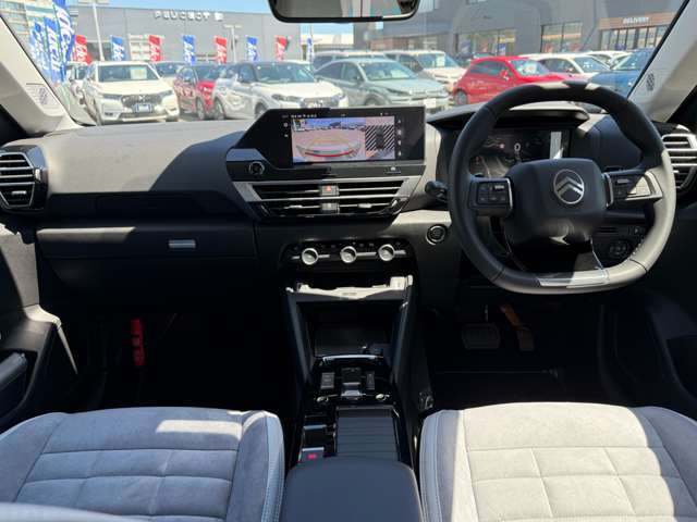 自動車保険も取り扱っております。お客様にあった最適なプランを提案させて頂きます。