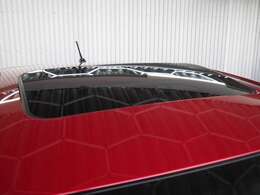 ☆希少な開放感溢れるサンルーフ付き♪