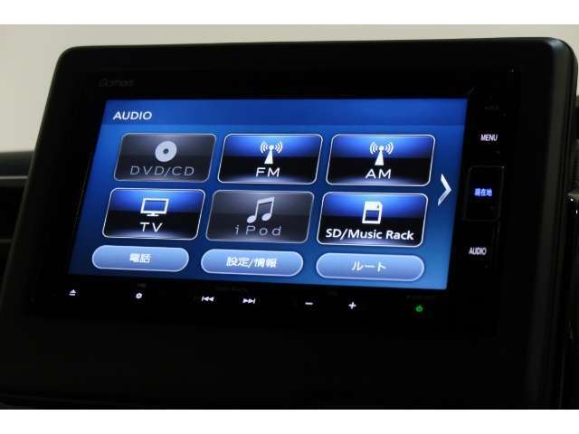 ナビゲーション（VXM-214VFi）ももちろん装備☆多彩な機能で快適ドライブをアシスト☆オーディオ機能も充実していますね☆