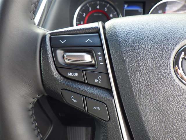 中古車はすべてコンディションが異なりますので、是非1度お客様の厳しい目でお車を確認してみてください。
